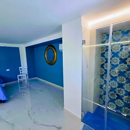 Hammam With Sea Access & Shared Pool Santa Flavia