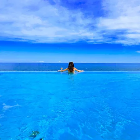 شقة Hamman Exclusive Waterfront Shared Infinity Pool & Private Sea Access سانتا فلافيا