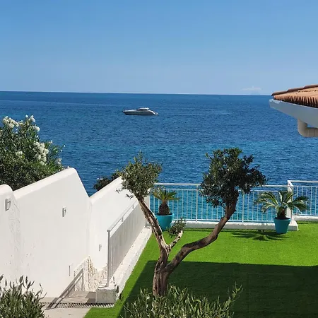 Hammam With Sea Access & Shared Pool